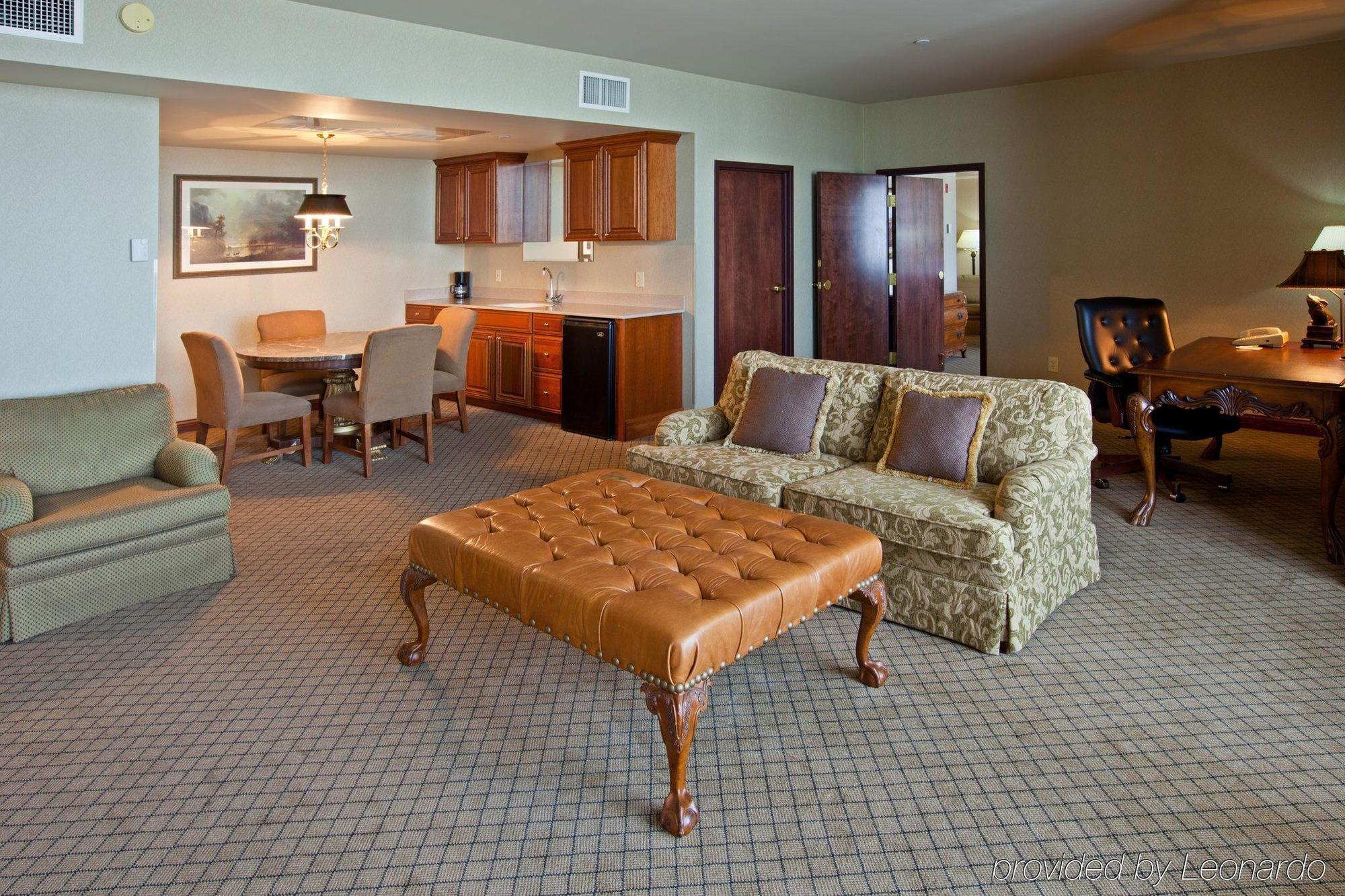 Holiday Inn Wilmington By Ihg Gurneyville Habitación foto